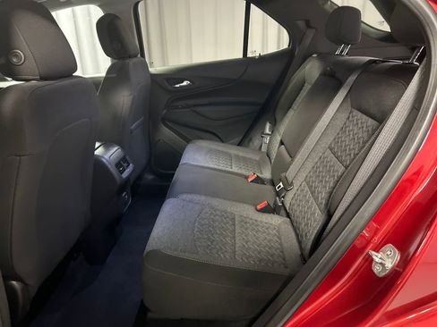 Used 2023 Chevrolet Equinox LT image 23