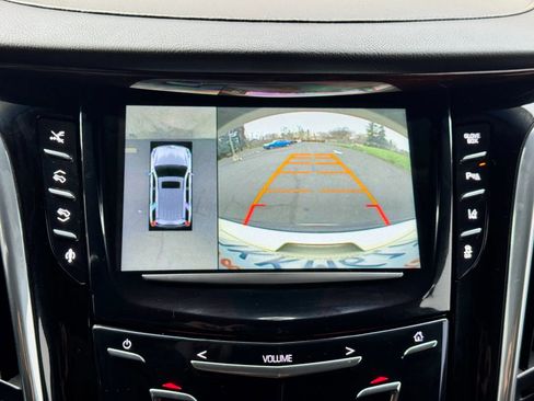 Used 2015 Cadillac Escalade Premium image 39