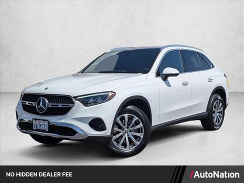 Used 2026 Mercedes-Benz GLC 300 4MATIC image 1
