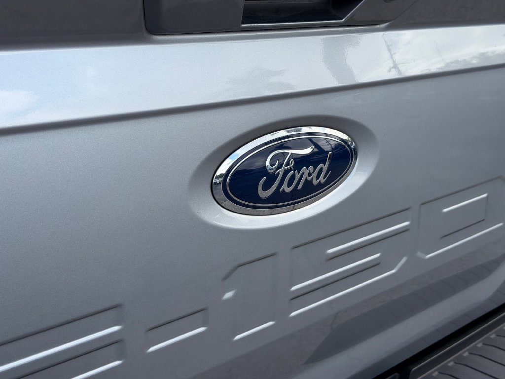 Used 2023 Ford F150 4x4 SuperCrew Hybrid image 14