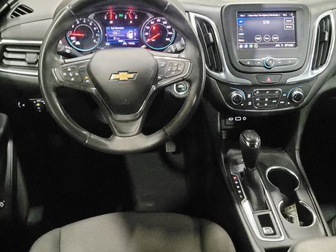 Used 2021 Chevrolet Equinox LT image 22
