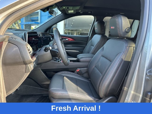 Used 2025 Chevrolet Traverse Z71 w/ Driver Confidence Package AWD/4WD image 30