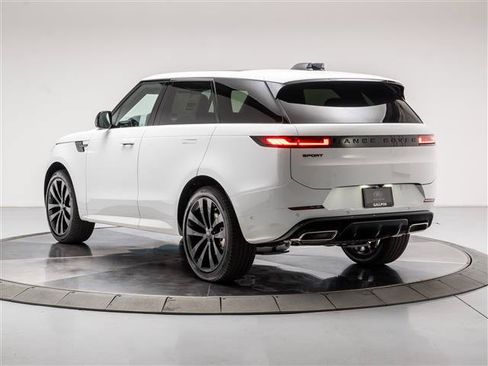 New 2026 Land Rover Range Rover Autobiography AWD/4WD image 3