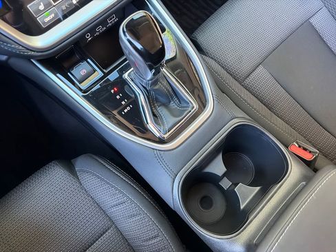 Used 2025 Subaru Outback Premium w/ Popular Package #1A image 25