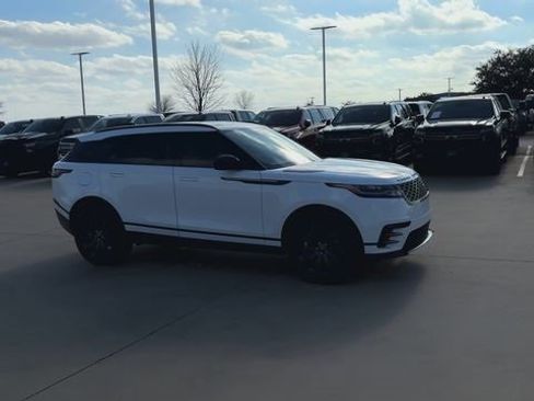 Used 2023 Land Rover Range Rover Velar R-Dynamic S image 9