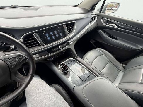 Used 2019 Buick Enclave Essence AWD/4WD image 19