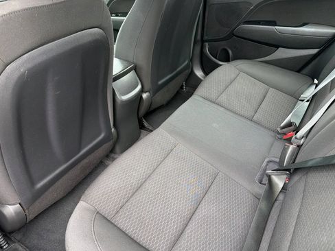 Used 2020 Hyundai Elantra SEL w/ Cargo Package (C1) FWD image 14