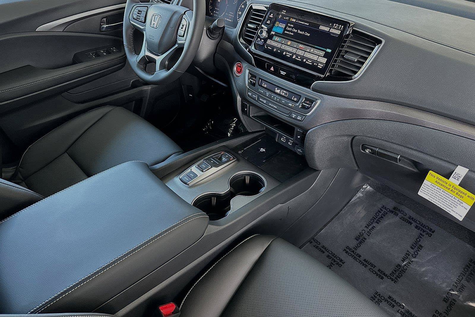 New 2025 Honda Ridgeline RTL image 13