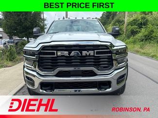 New 2026 RAM 5500 Tradesman w/ Chrome Appearance Group AWD/4WD video 2