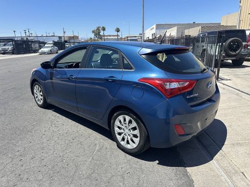 Used 2016 Hyundai Elantra GT FWD image 3