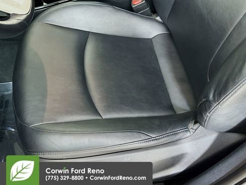 Used 2018 Toyota Prius Prime Advanced FWD image 19