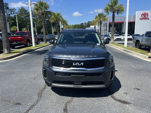 Used 2022 Kia Telluride S AWD/4WD image 3
