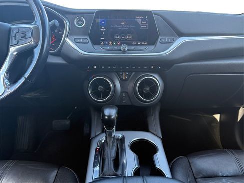 Used 2022 Chevrolet Blazer LT w/ Sound & Technology Package image 11