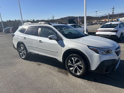 Used 2021 Subaru Outback Limited w/ Popular Package #2 image 2