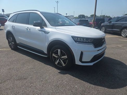 Used 2023 Kia Sorento S w/ Panoramic Sunroof Package FWD image 14