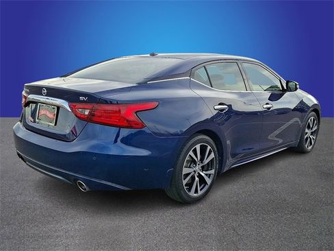 Used 2017 Nissan Maxima 3.5 SV image 5