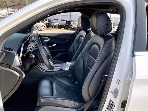 Used 2020 Mercedes-Benz GLC 300 4MATIC image 8