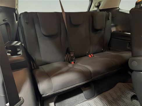 Certified 2024 Subaru Ascent Premium w/ Convenience Package image 33