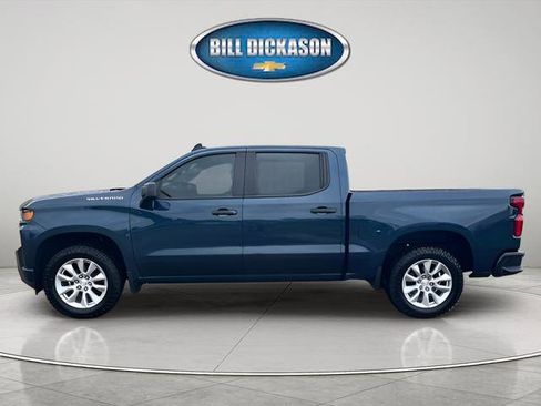 Used 2020 Chevrolet Silverado 1500 Custom w/ Custom Convenience Package AWD/4WD image 4