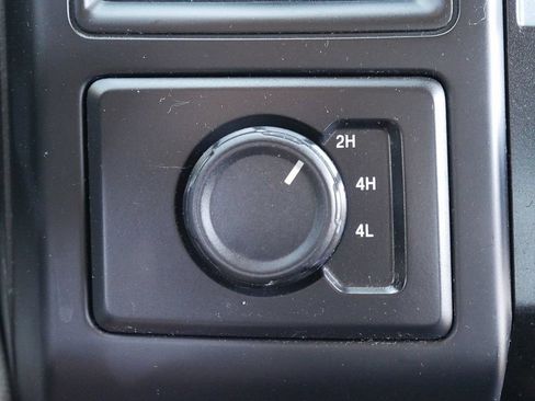 Used 2019 Ford F150 XL w/ Equipment Group 101A Mid AWD/4WD image 34
