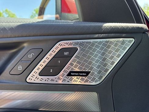 Certified 2025 BMW X2 xDrive28i AWD/4WD image 19
