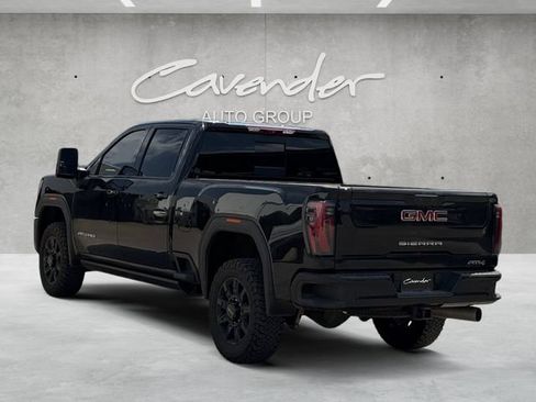 Used 2025 GMC Sierra 2500 AT4 w/ AT4 Premium Plus Package AWD/4WD image 14