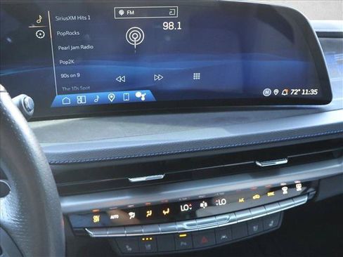 Used 2024 Cadillac XT4 Sport AWD/4WD image 19