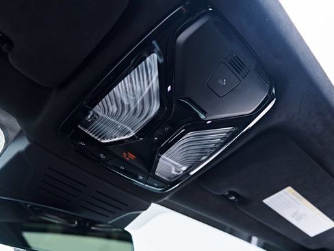 Used 2025 BMW ALPINA XB7 AWD/4WD image 93