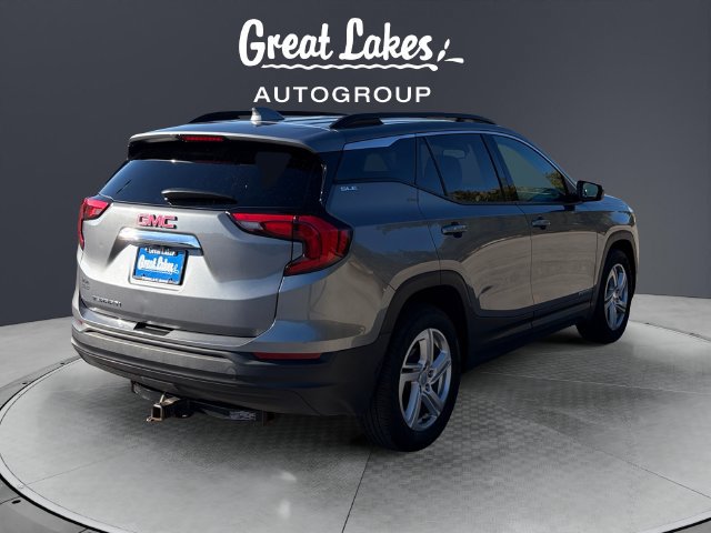 Used 2018 GMC Terrain SLE w/ Driver Convenience Package FWD image 5
