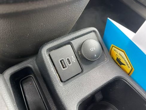 Used 2022 Ford Transit Connect XLT FWD image 29