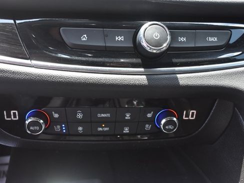 Used 2021 Buick Enclave Avenir w/ Avenir Technology Package FWD image 30