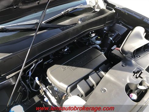 Used 2015 Honda Pilot LX image 25
