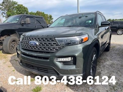 Used 2023 Ford Explorer XLT w/ Equipment Group 202A RWD image 2