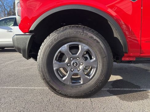 Used 2024 Ford Bronco Big Bend image 9