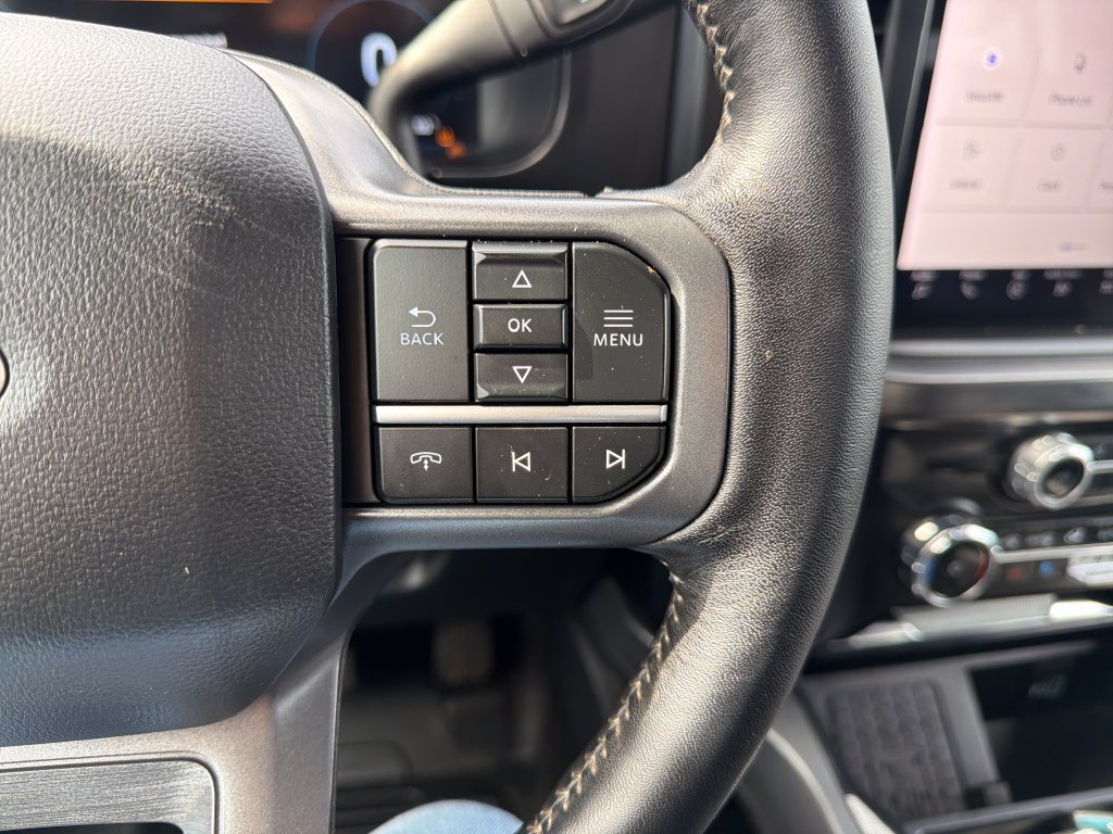 Used 2024 Ford F350 Lariat w/ Chrome Package AWD/4WD image 13