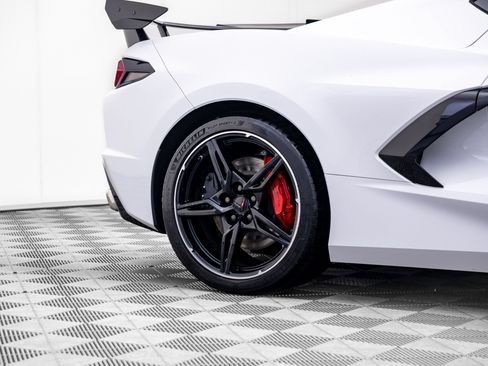 Used 2020 Chevrolet Corvette Stingray Premium Cpe w/ 3LT Preferred Equipment Group RWD image 37