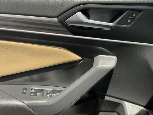 Used 2019 Volkswagen Jetta SEL FWD image 23