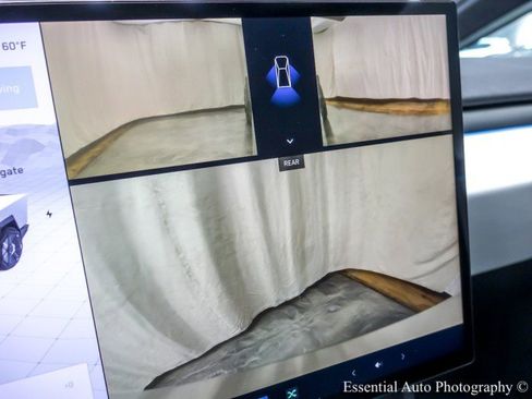 Used 2024 Tesla Cybertruck Cyberbeast image 19