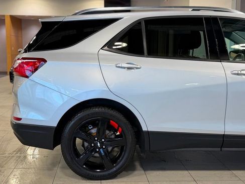 Used 2020 Chevrolet Equinox Premier w/ Premier Redline Edition image 17