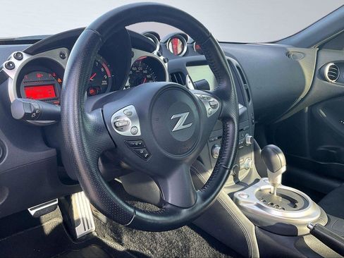 Used 2019 Nissan 370Z Touring Sport image 14