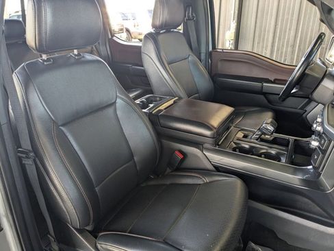 Used 2021 Ford F150 Lariat w/ Max Trailer Tow Package image 22