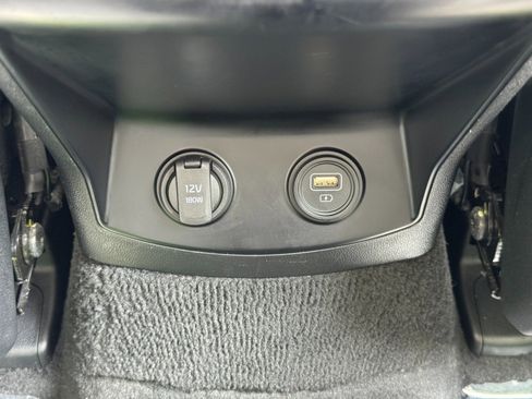 Used 2021 Kia Sorento LX FWD image 28