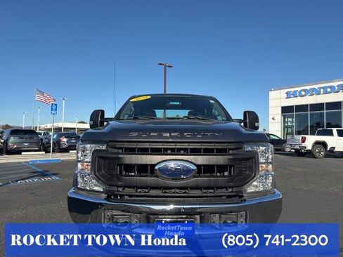 Used 2020 Ford F250 XL w/ Power Equipment Group image 3