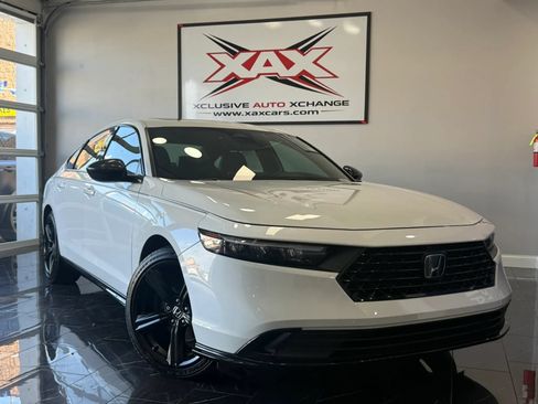Used 2023 Honda Accord Sport image 1