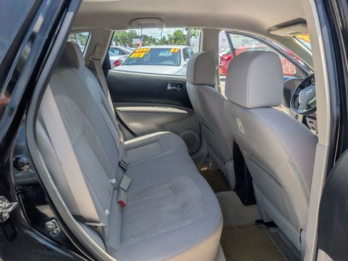 Used 2013 Nissan Rogue S FWD image 12