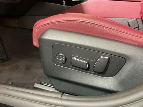 Certified 2025 BMW 530i w/ Premium Package image 20