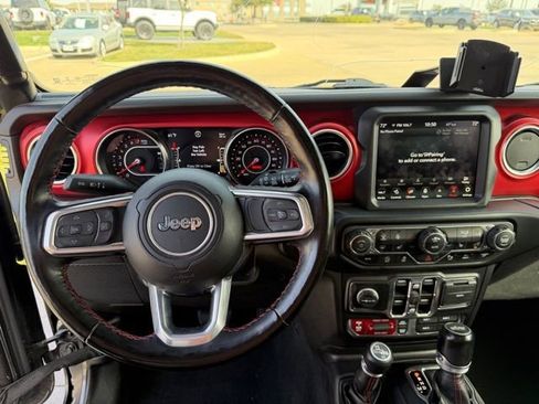 Used 2022 Jeep Wrangler Unlimited Rubicon w/ Steel Bumper Group image 13