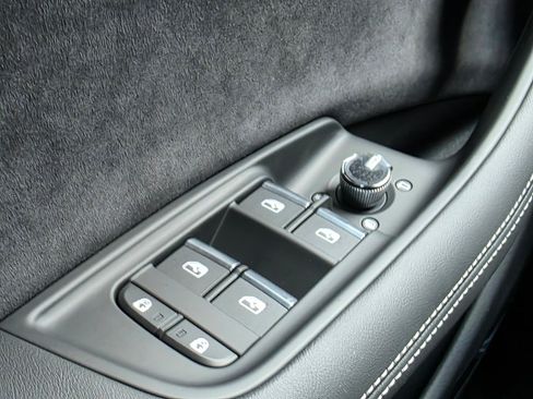 New 2026 Audi SQ8 Premium Plus AWD/4WD image 28