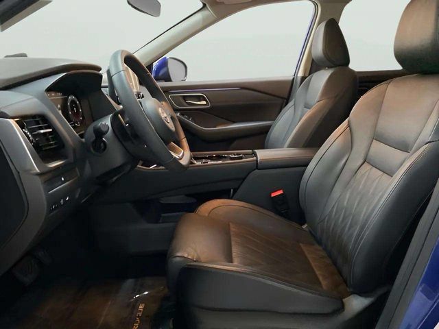 Used 2023 Nissan Rogue Platinum AWD/4WD image 19