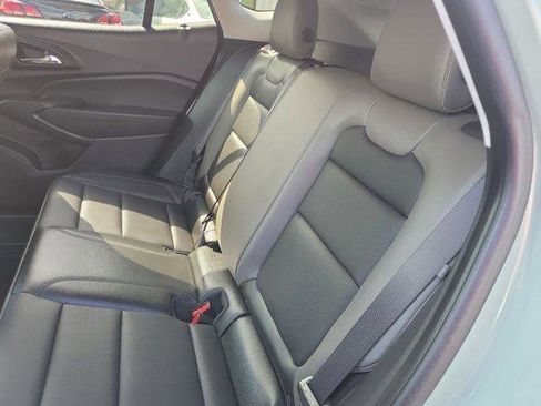 Used 2025 Chevrolet Trax ACTIV w/ Driver Confidence Package image 10